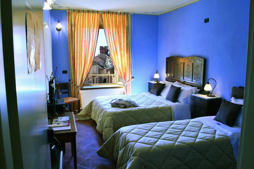 La Foresteria Del Castello - Wellness Hotel In Dimora Storica Castell'Alfero Екстер'єр фото