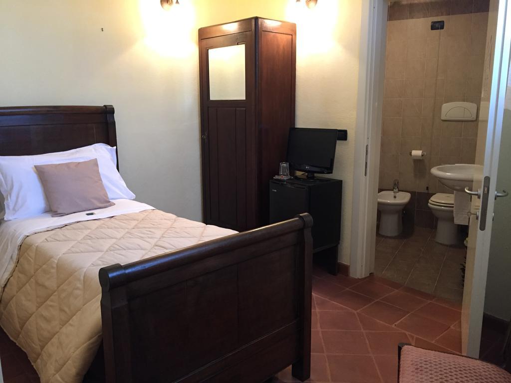 La Foresteria Del Castello - Wellness Hotel In Dimora Storica Castell'Alfero Екстер'єр фото