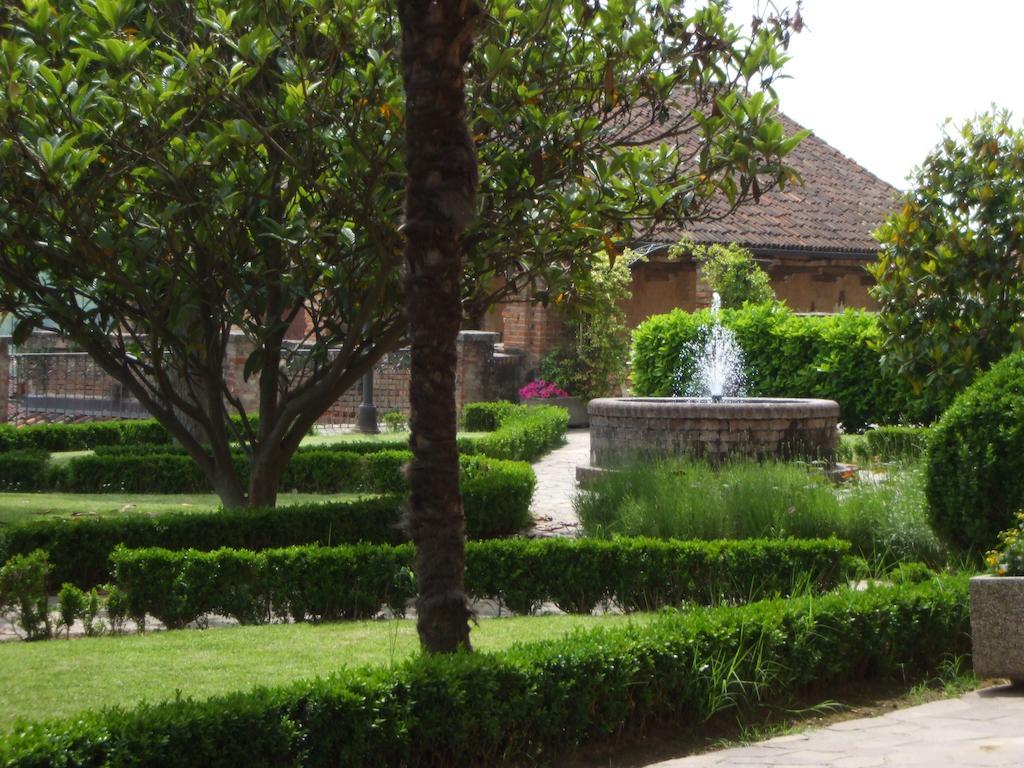 La Foresteria Del Castello - Wellness Hotel In Dimora Storica Castell'Alfero Екстер'єр фото