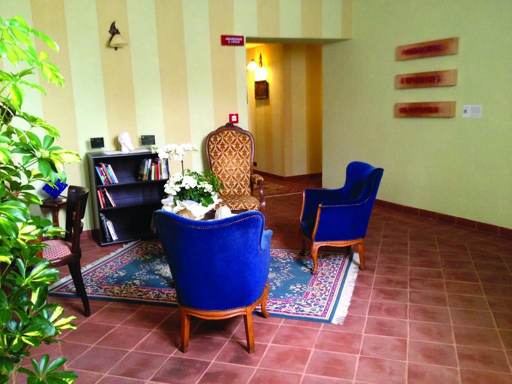 La Foresteria Del Castello - Wellness Hotel In Dimora Storica Castell'Alfero Екстер'єр фото